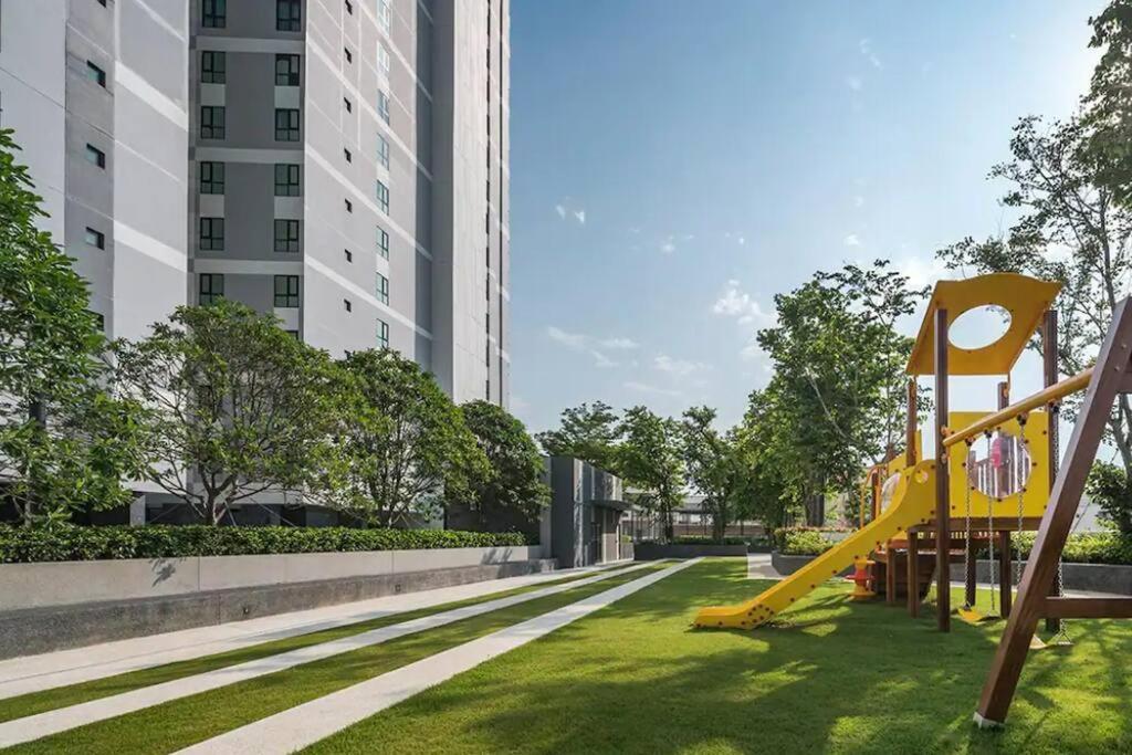 Sea View 2 Bed Room Condo @ Central Pattaya Luaran gambar